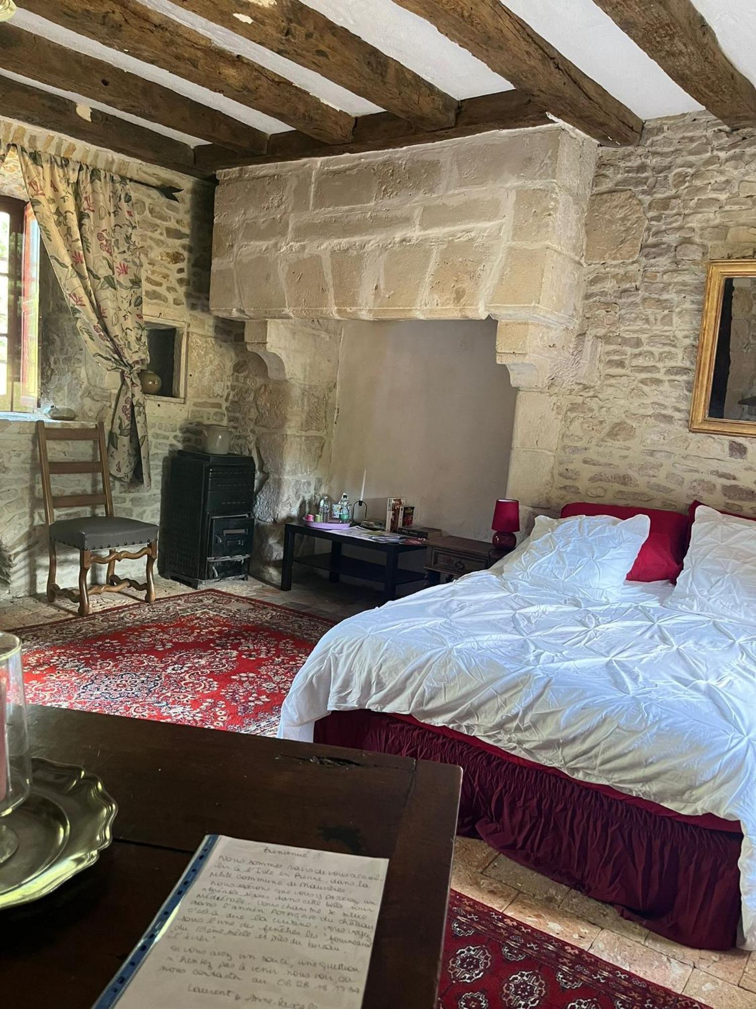 Chambre Dans Tour Du 15Eme Siecle Mauvieres Esterno foto